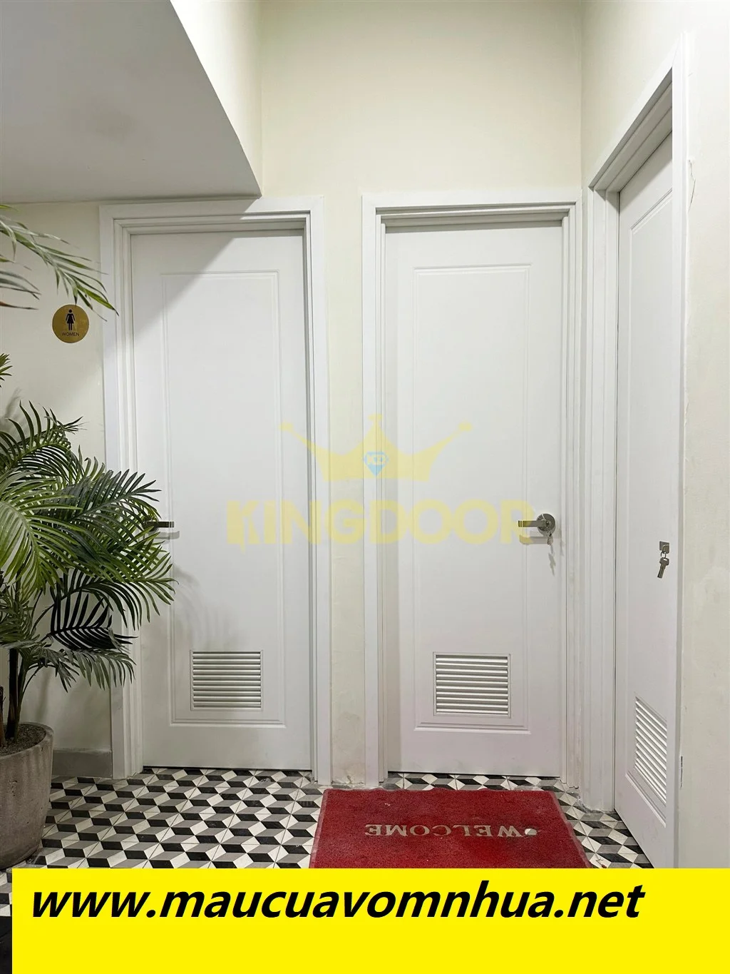 Cửa nhựa nhà vệ sinh mẫu lá sách